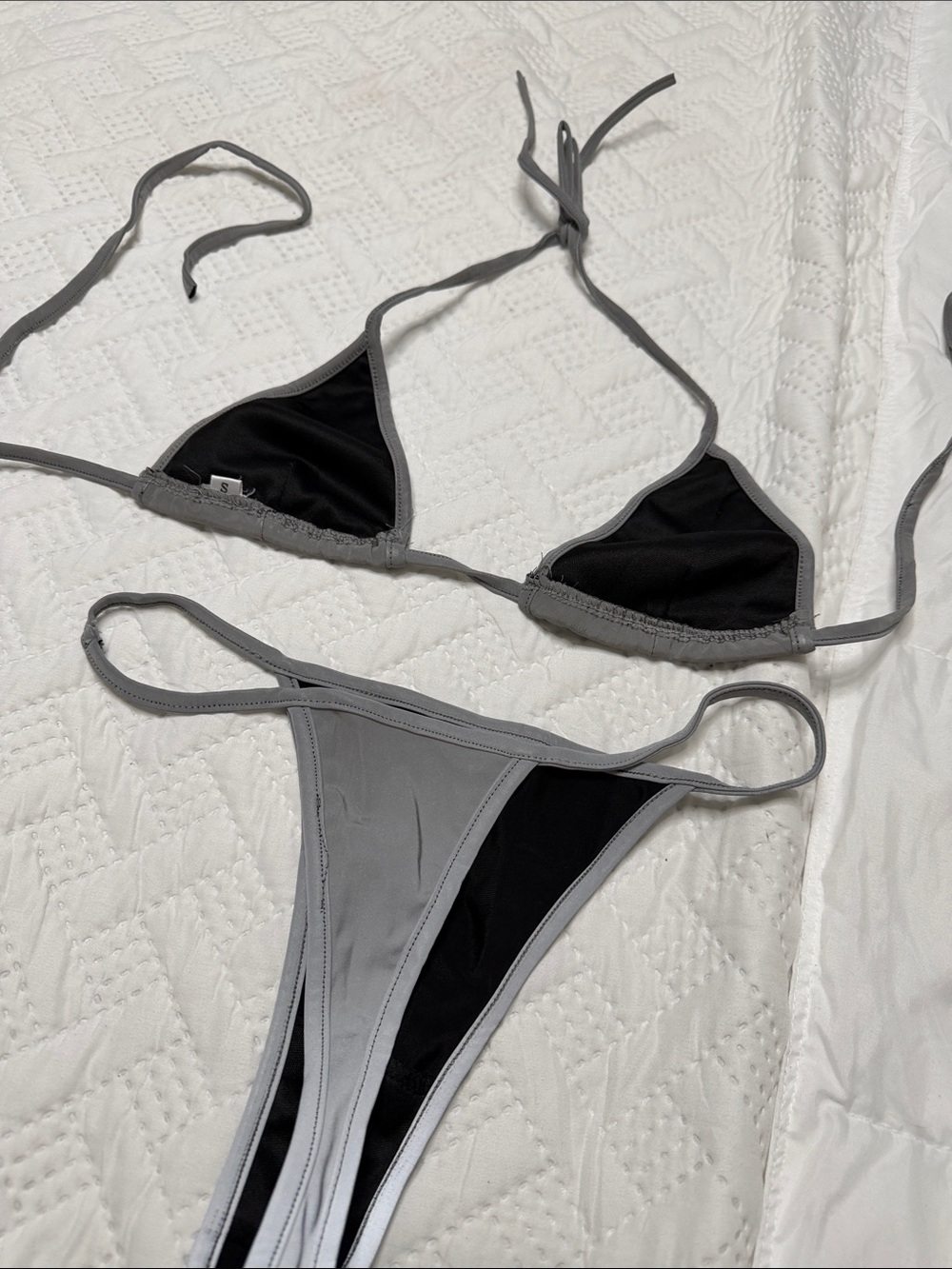 Reflective Triangle Bikini Set - Picture 4 of 4